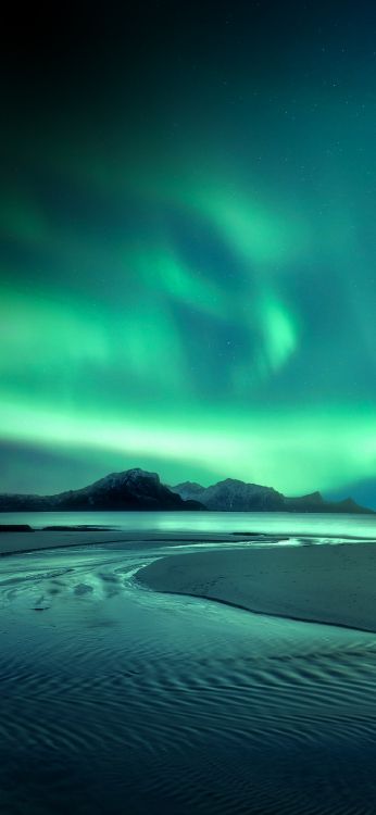 LG, LG Q70, Naturaleza, Aurora, Verde. Wallpaper in 1080x2340 Resolution