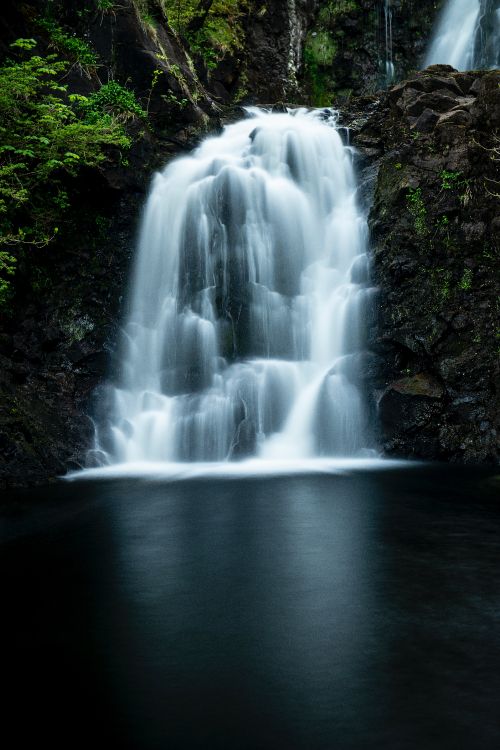 Wasserfall, Gewässer, Wasserressourcen, Naturlandschaft, Natur. Wallpaper in 4912x7360 Resolution