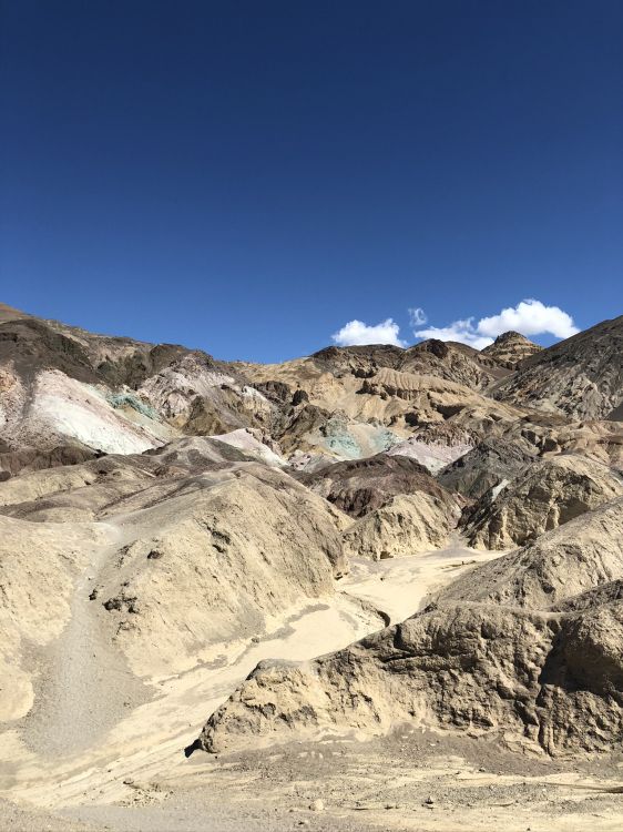Unis, Nevada, la Vallée de la Mort, Death Valley National Park, Artiste et Palette. Wallpaper in 1536x2048 Resolution