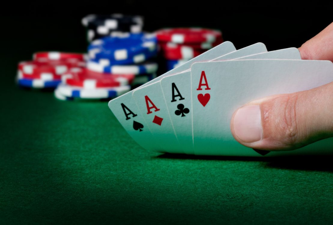 Poker, Roulette, Spielkarte, Onlinepoker, Kartenspiel. Wallpaper in 4608x3116 Resolution