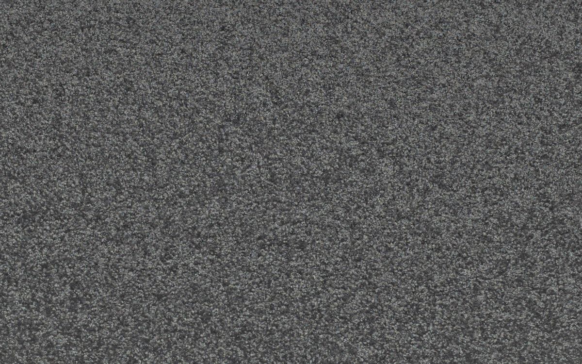 Persona Con Zapatos Negros de Pie Sobre el Piso Gris. Wallpaper in 2560x1600 Resolution