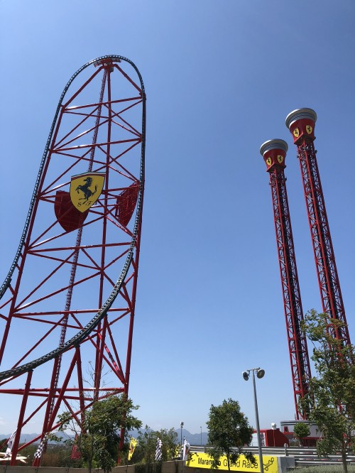 Image roller coaster, ferris wheel, infrastructure, red, line