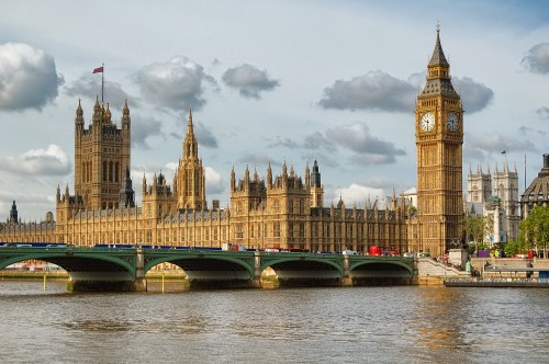 Image big ben under cloudy sky during daytime