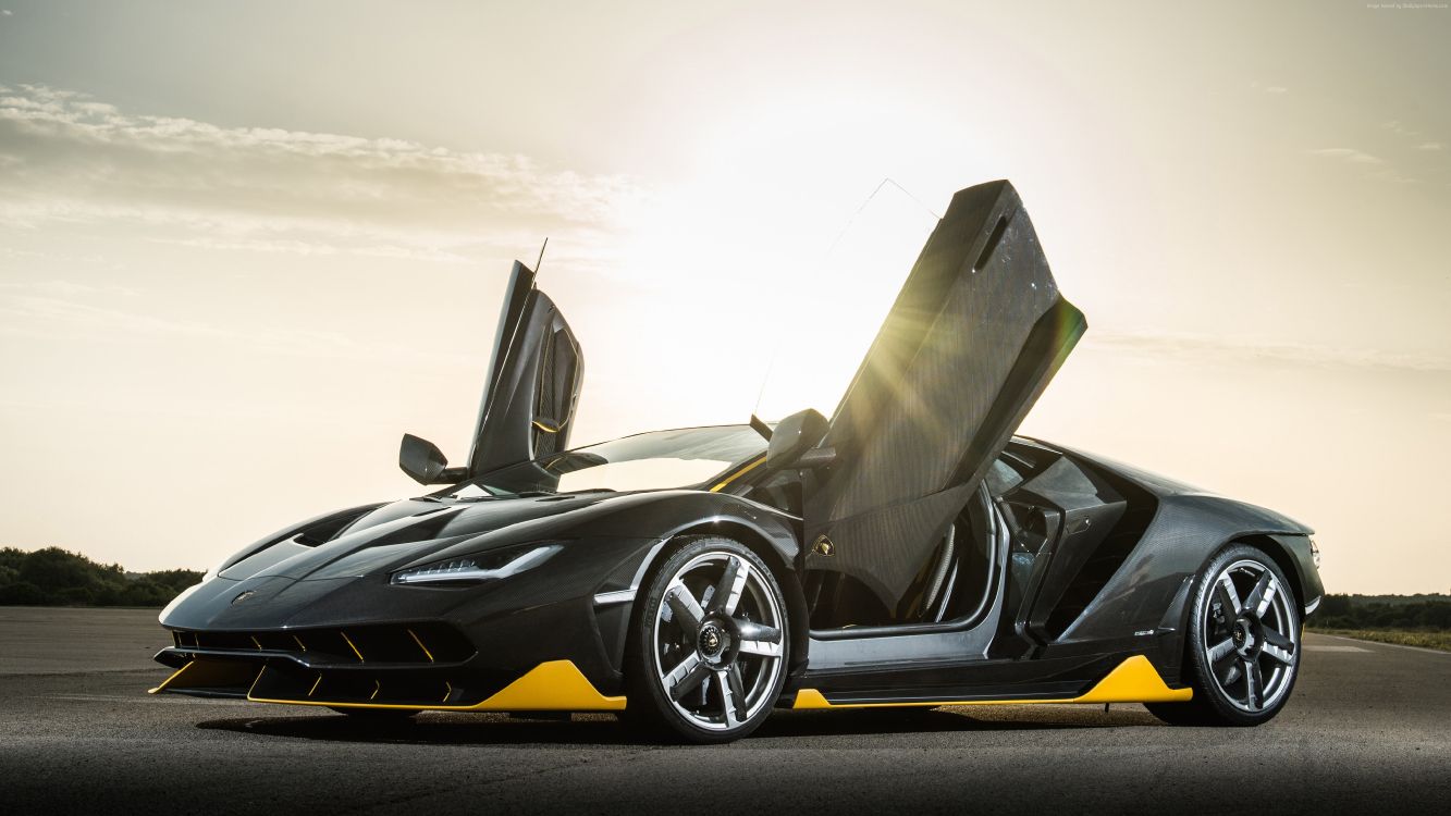 Fondos de Pantalla Lamborghini Aventador Negro Sobre Carretera de