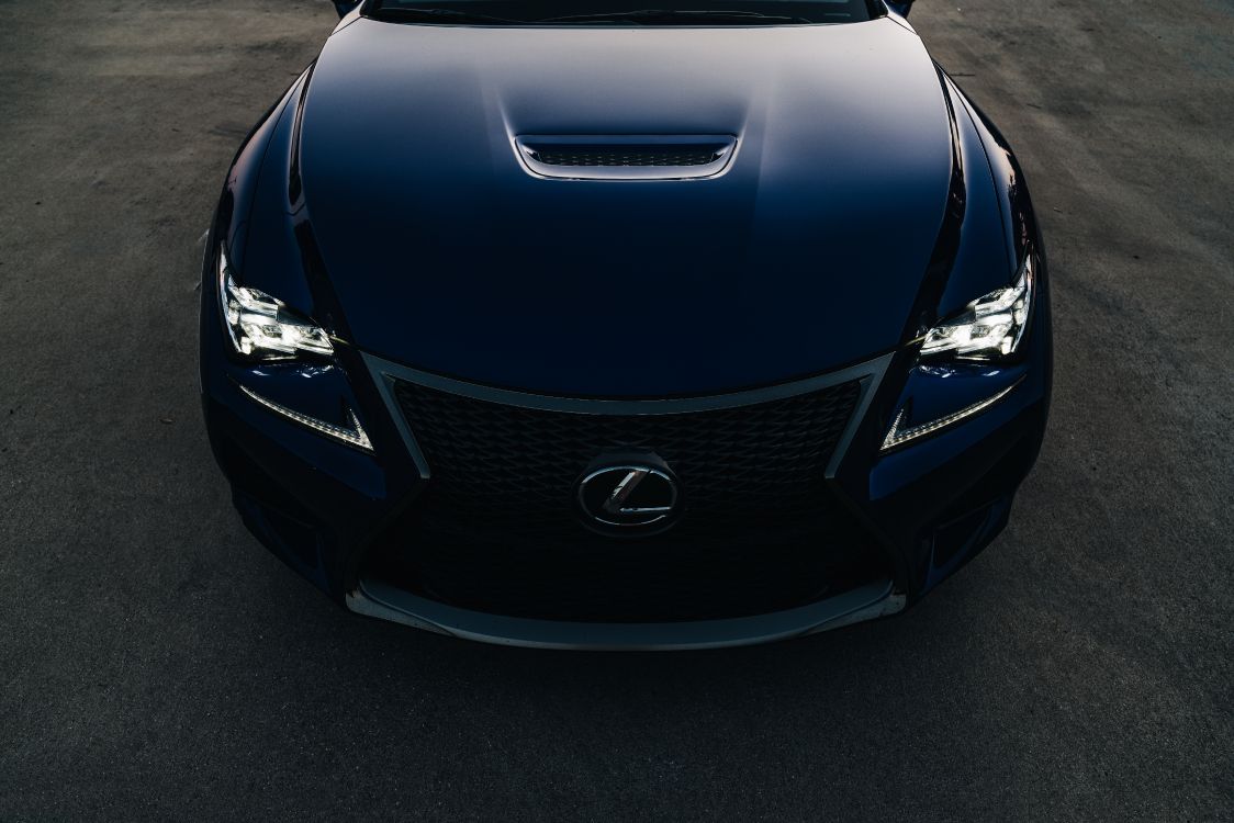 Coche Bmw Azul en la Carretera. Wallpaper in 7952x5304 Resolution