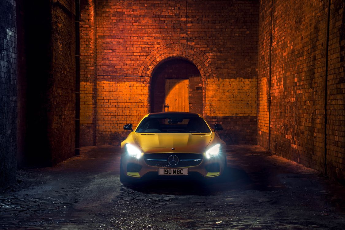 光, 黄色的, 的车城, 梅赛德斯-奔驰sls Amg, 梅赛德斯-奔驰AMG GT S 壁纸 4096x2730 允许