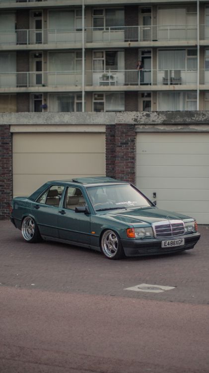 Mercedes-Benz W201, Car, Mitte Größe Auto, Luxusauto, Full Size Car. Wallpaper in 1440x2560 Resolution