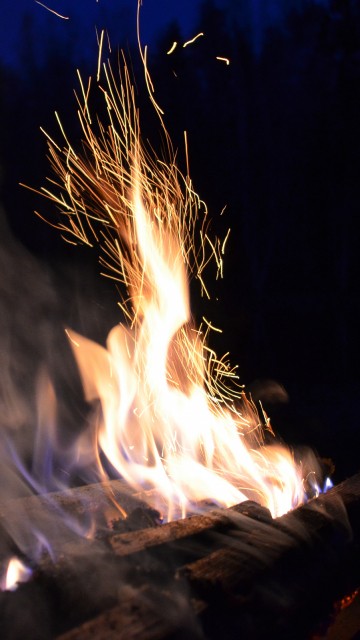 Image time lapse photography of fire