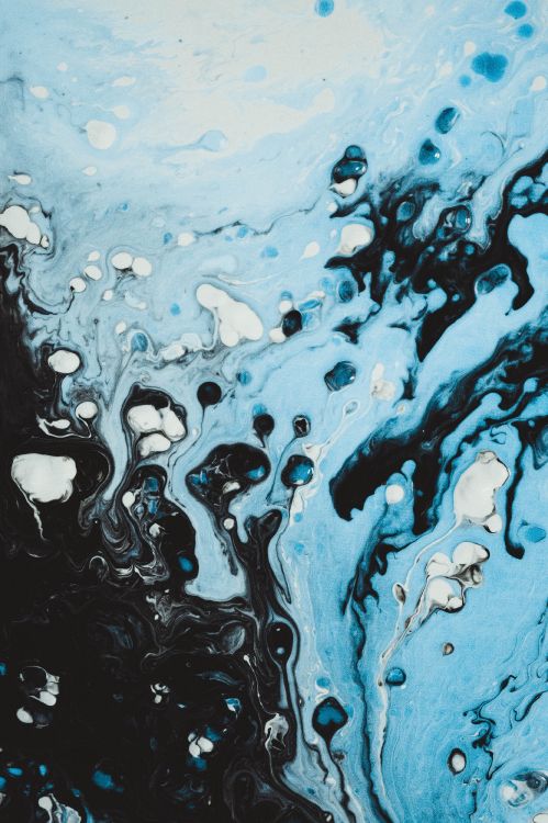 Blaue Und Weiße Wasserspritzer. Wallpaper in 3169x4754 Resolution