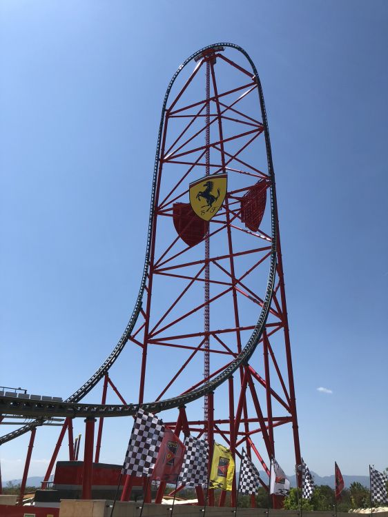 Achterbahn, Riesenrad, Infrastruktur, Freizeit, Öffentlichen Raum. Wallpaper in 1536x2048 Resolution