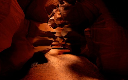 Image brown rock formation during daytime