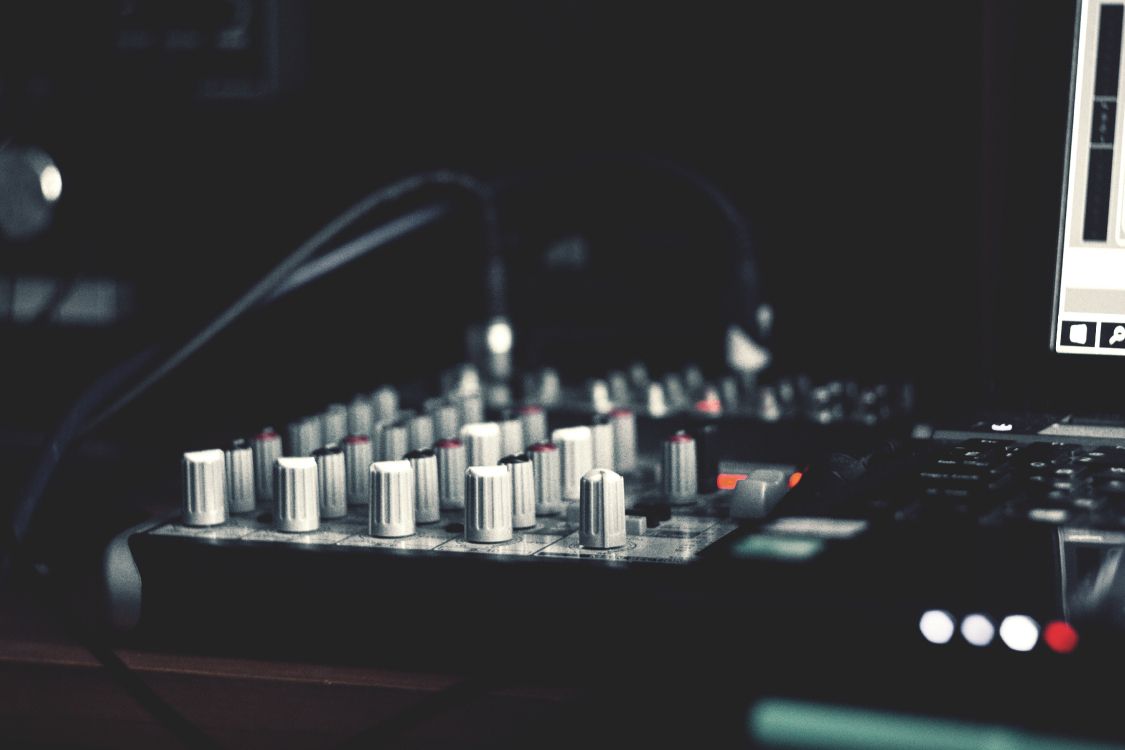 Mixing Console, Electronics, Audio Equipment, Technology, Electronic Instrument. Wallpaper in 5184x3456 Resolution