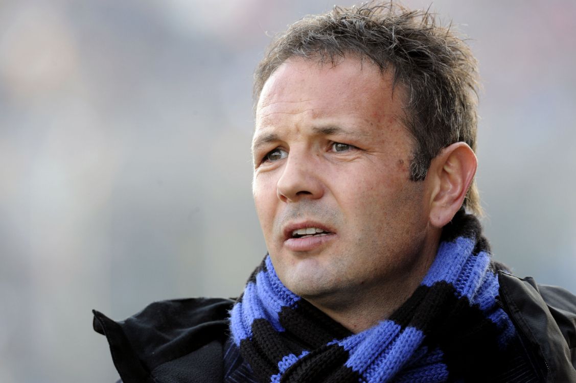 脸颊, 下巴, 耳朵, 额头, C米兰 壁纸 4134x2751 允许