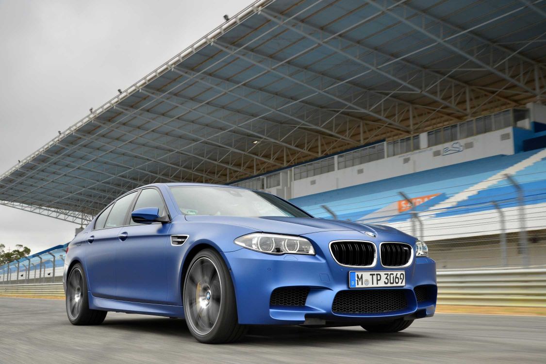 Blau Bmw m3 Coupe. Wallpaper in 2250x1500 Resolution
