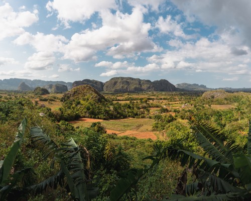 Image el valle del silencio, le village, Havana, brisas del caribe, luberon