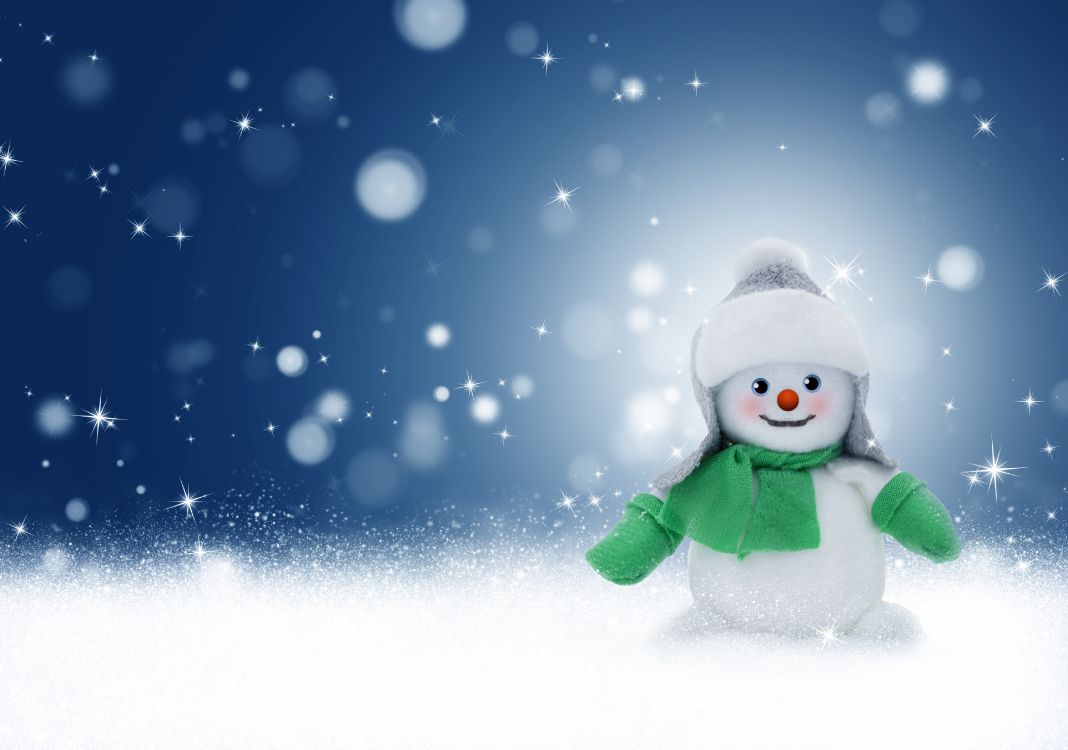 Christmas Day, Snow, Winter, Snowman, Playing in The Snow. Wallpaper in 4064x2852 Resolution