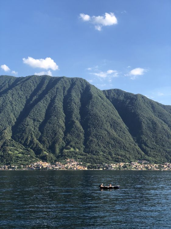 多山的地貌, 高地, 船只, 海角, 积云 壁纸 1536x2048 允许