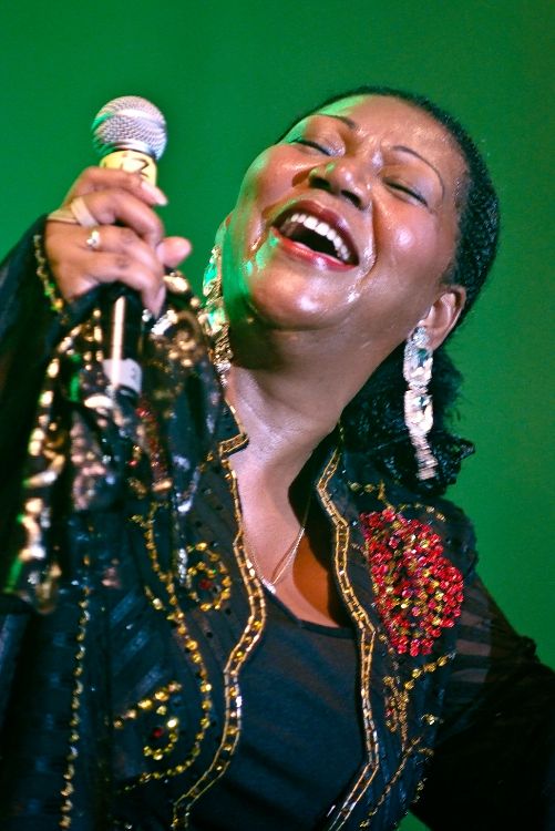 Cantante, Evento, Pintor, Accesorio de Moda, Jamaica. Wallpaper in 2539x3794 Resolution