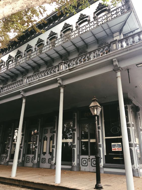Download 3024x4032 Wallpaper Façade, Architecture, Colonne, Fer, L'architecture Classique Façade, Architecture, Colonne, Fer, L'architecture Classique. Wallpaper in 3024x4032 Resolution