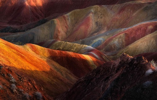 Image brown and gray mountains during daytime