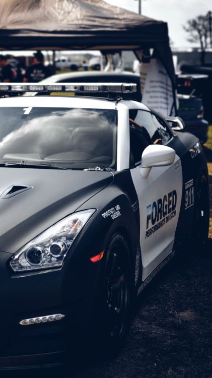 Nissan gt r, Coche, Carro de Lujo, Rueda, Neumatico. Wallpaper in 1080x1920 Resolution