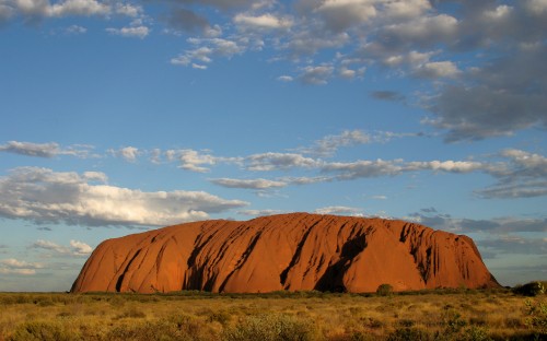 Image brown mountain under blue sky during daytime