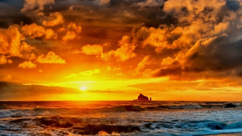 Image silhouette of house on island during sunset