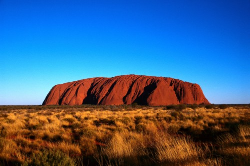 Image brown mountain under blue sky during daytime