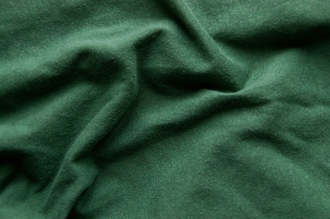 Textil Verde Sobre Textil Blanco. Wallpaper in 3008x2000 Resolution