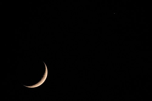 Image black and white crescent moon