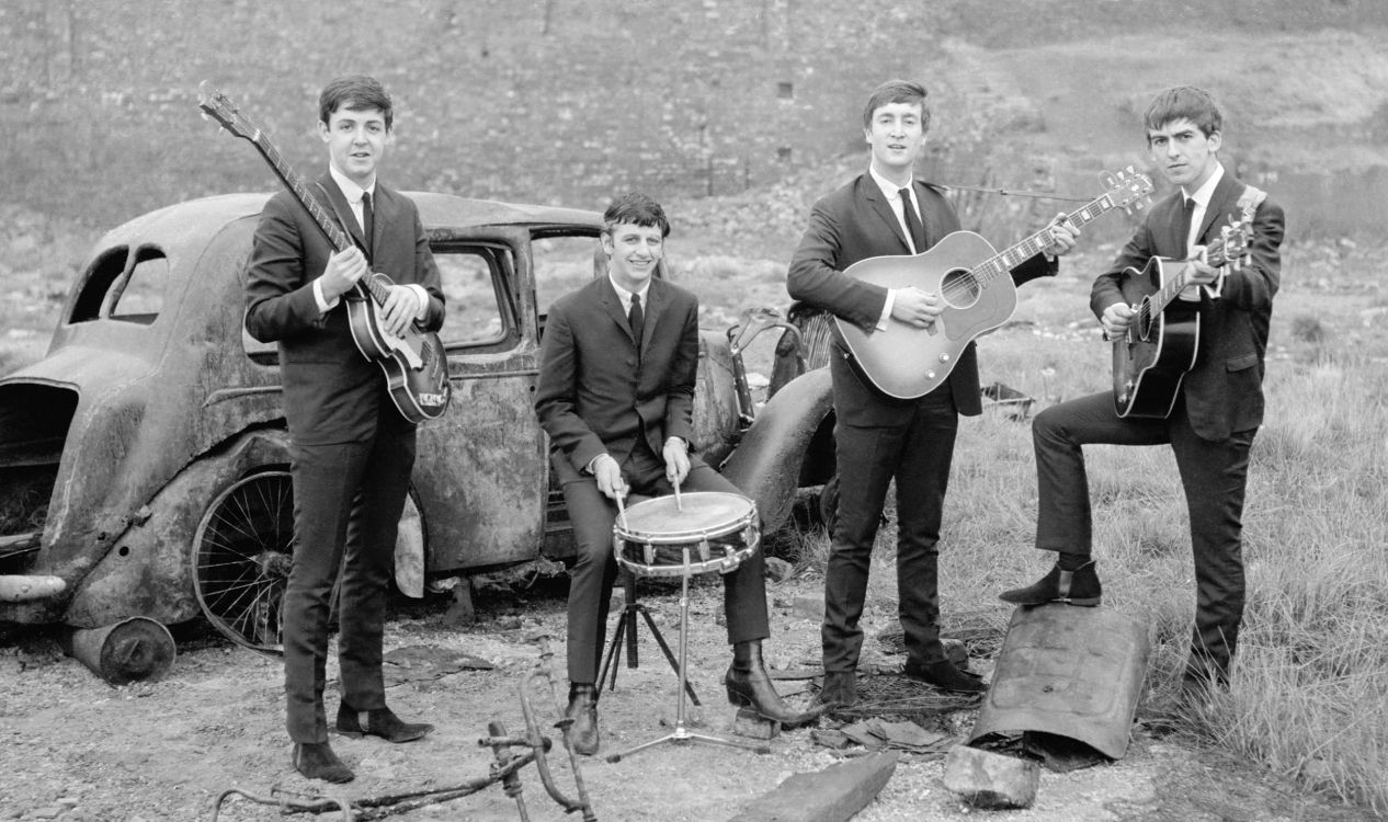 Die Beatles, Musiker, Monochrome-Modus, Monochrom, Auto. Wallpaper in 5034x2982 Resolution