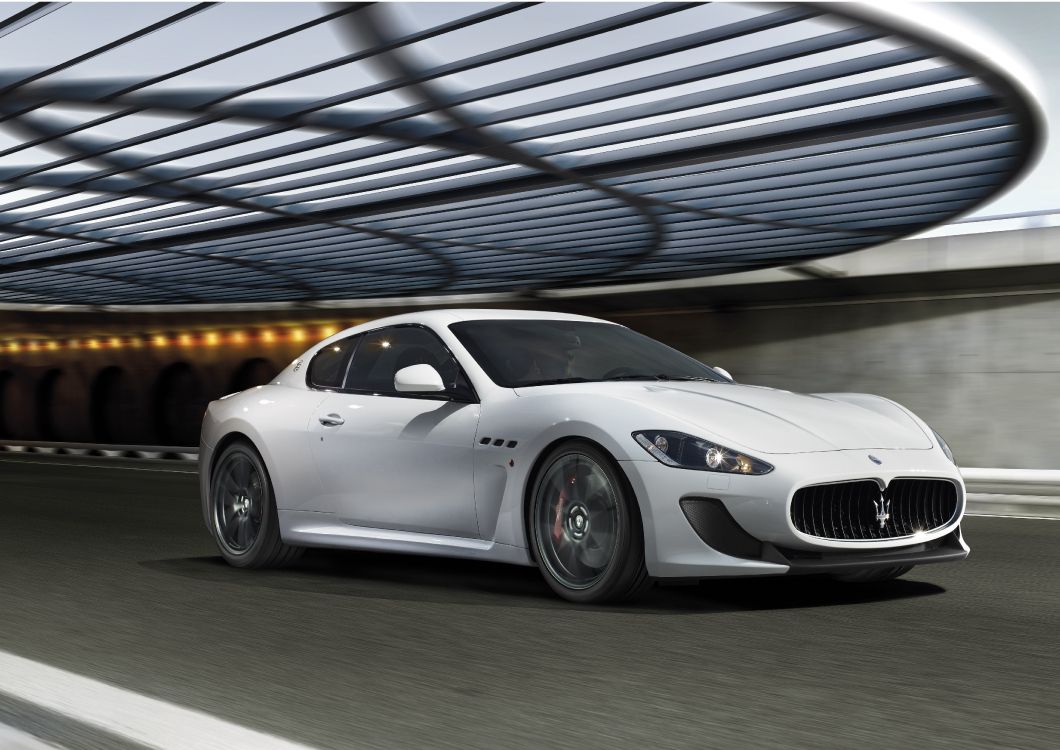 Coupé Bmw m 3 Blanc. Wallpaper in 4961x3508 Resolution