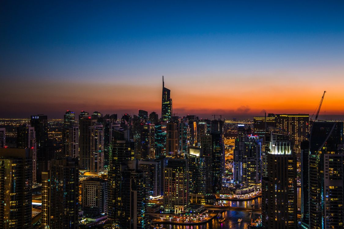 Skyline Der Stadt Bei Nacht Night. Wallpaper in 5472x3648 Resolution