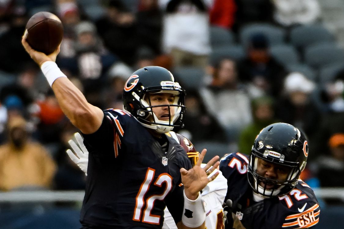 Jugadores de Fútbol en Jersey Blanco y Negro.. Wallpaper in 2018x1345 Resolution