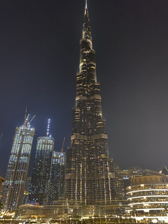 Dubaï, Burj Khalifa, Tourisme, Attraction Touristique, Nuit. Wallpaper in 1536x2048 Resolution