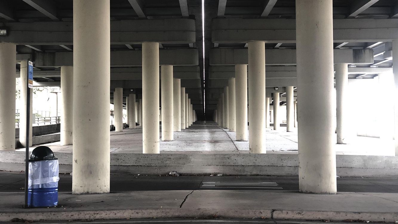 阴凉处, 风格, 黑色和白色的, 对称, 城市 壁纸 4032x2268 允许