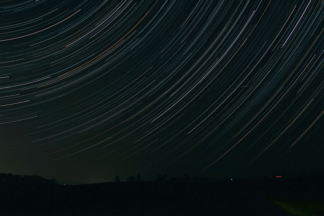 Photographie en Accéléré D'étoiles Pendant la Nuit. Wallpaper in 5184x3456 Resolution