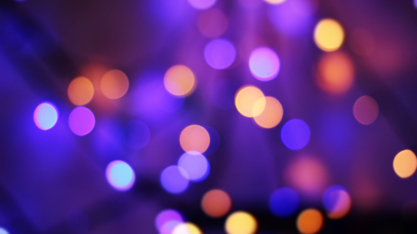 Purple and White Bokeh Lights. Wallpaper in 5120x2880 Resolution