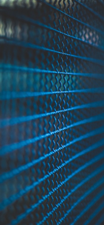 Image blue and white light reflection