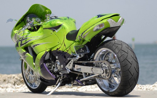 Image green and black sports bike