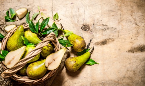 Image green and yellow pear fruit