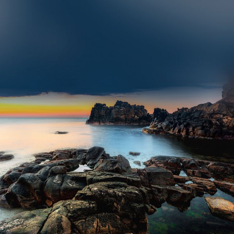 Mar, Puesta, Costa, Cuerpo de Agua, Naturaleza. Wallpaper in 2048x2048 Resolution