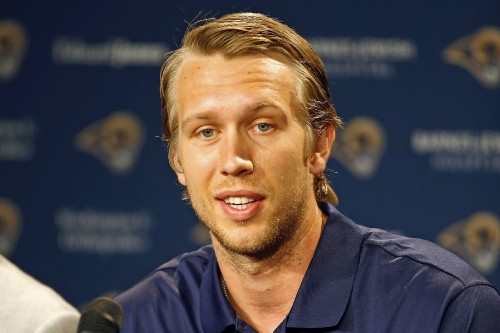 Image nfl, american football, Quarterback, beard, face