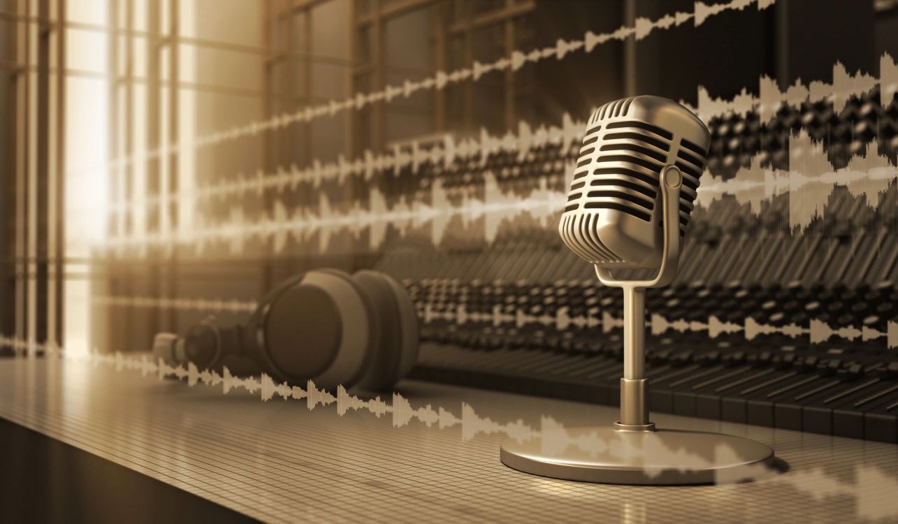 Podcasts, Radio, Micrófono, Equipo de Audio, Estudio de Grabación. Wallpaper in 2400x1400 Resolution