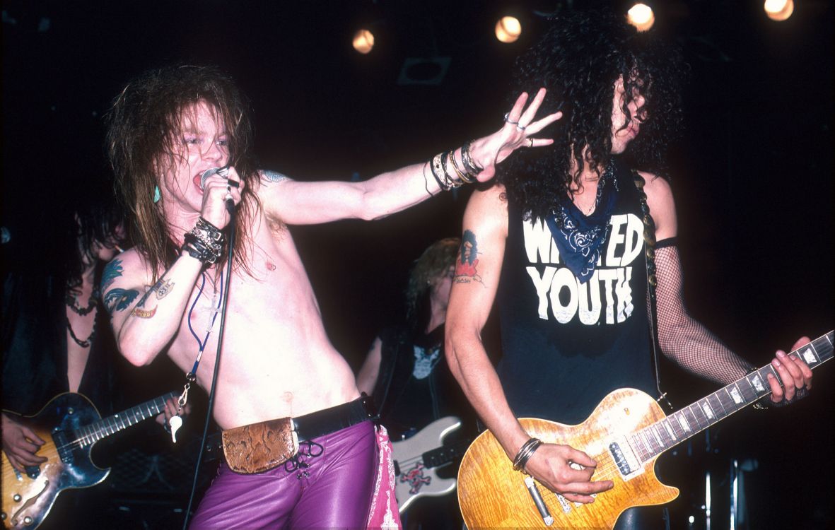 Guns N Roses, Performance, Guitariste, Divertissement, Arts de la Scène. Wallpaper in 2000x1270 Resolution