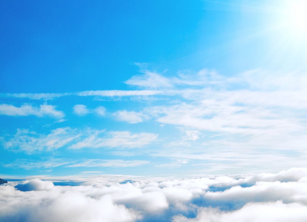 Weiße Wolken Und Blauer Himmel Tagsüber. Wallpaper in 2882x2083 Resolution