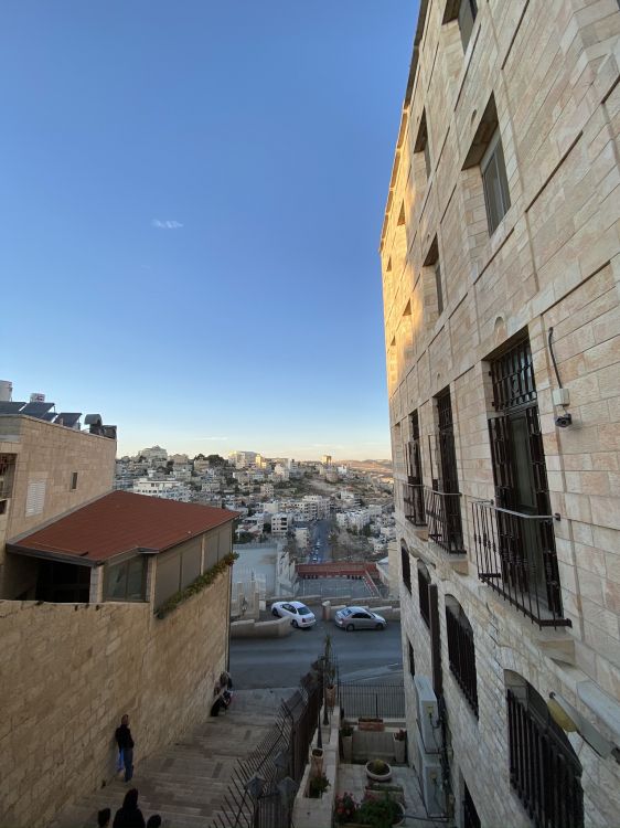 Fenêtre, Quartier, Ville, Rue, Mur. Wallpaper in 1536x2048 Resolution