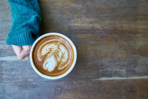 Image cappuccino in white ceramic mug