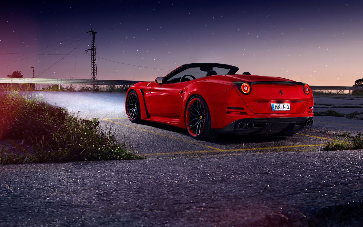 Ferrari Rouge 458 Italia Sur Route Pendant la Nuit. Wallpaper in 3550x2220 Resolution