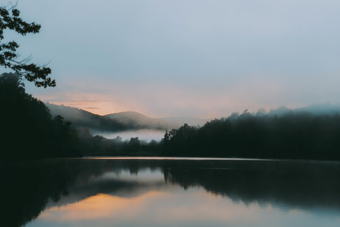 Reflexion, Wasser, Cloud, Atmosphäre, Naturlandschaft. Wallpaper in 2557x1707 Resolution